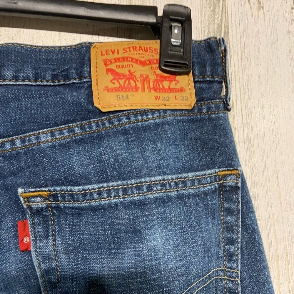 Levi’s 514 Blue Distressed Denim Jeans 32X32 - Picture 7 of 11